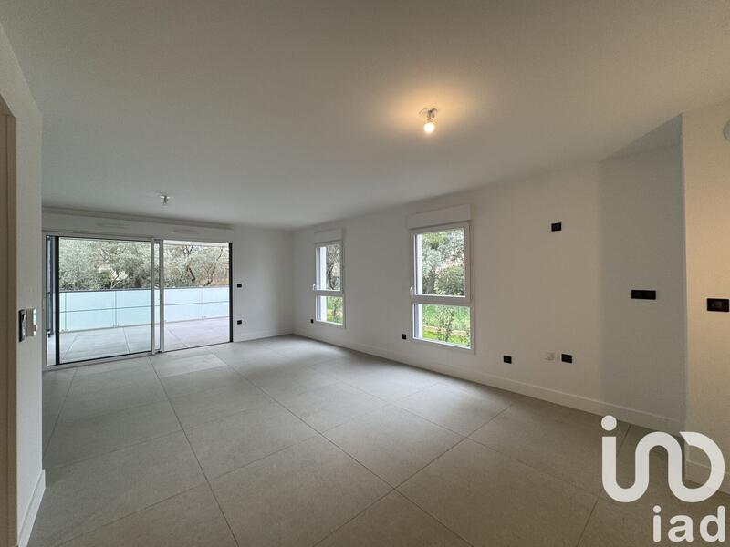 Appartement - 84 m² - 3 pièces