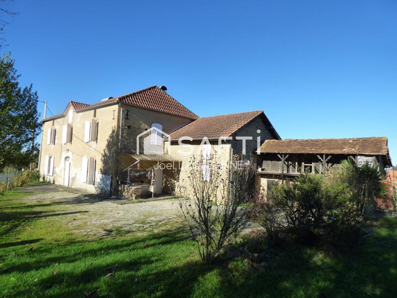 Maison - 200 m² - 6 pièces