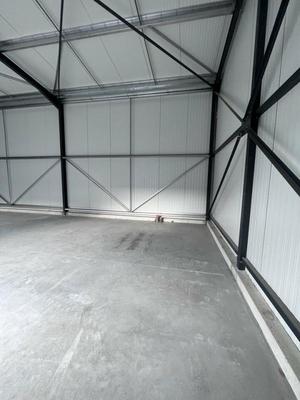 Local d'activité / Entrepôt - 95 m²