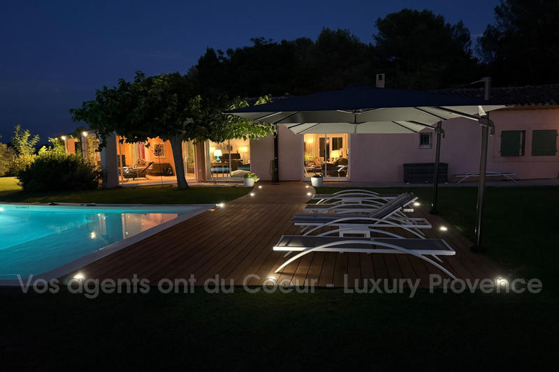 Bastide - 202 m² - 6 pièces