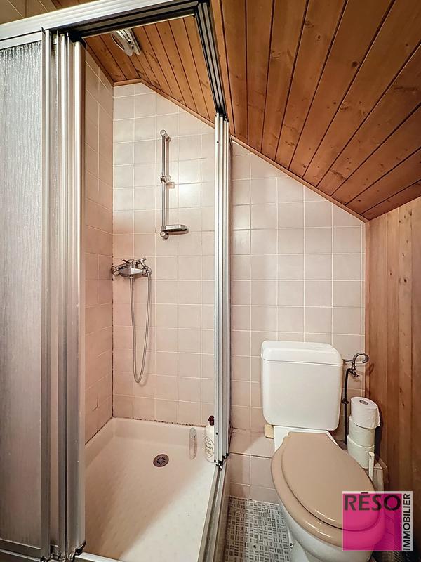 Maison - 230 m² - 7 pièces