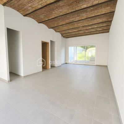 Maison jumelée - 300 m² - 9 pièces