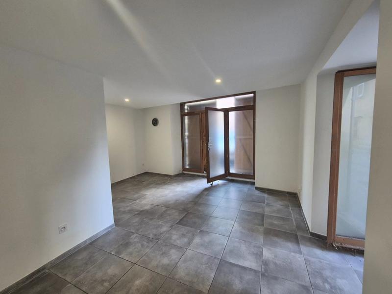 Bureau - 68 m² - 4 pièces