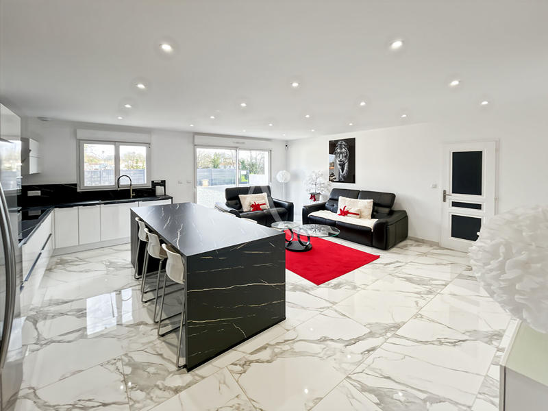 Maison - 82 m² - 4 pièces