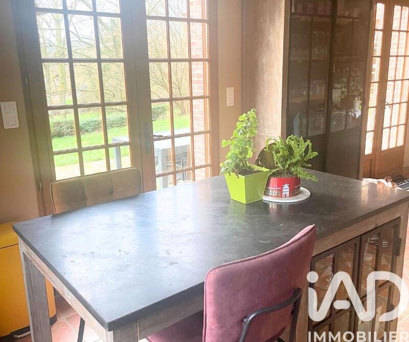 Maison - 180 m² - 7 pièces