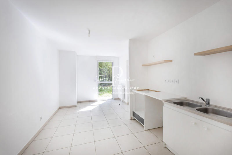 Appartement - 82 m² - 3 pièces