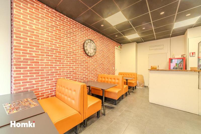 Local commercial - 130 m² - 5 pièces