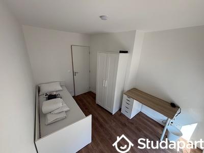 Chambre - 9 m² - 1 pièce