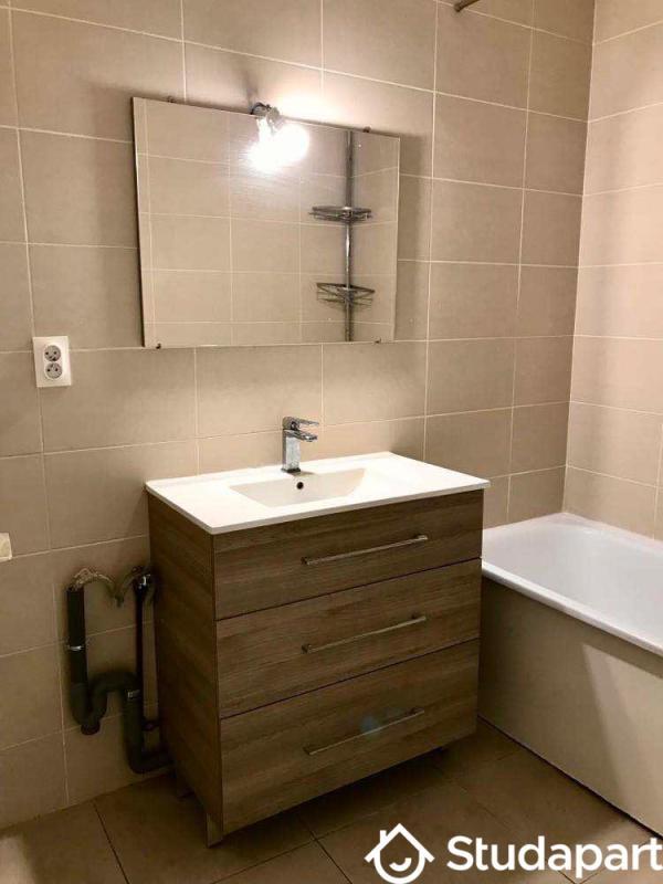 Chambre - 9 m² - 1 pièce