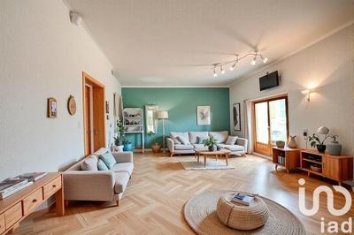 Maison de ville - 205 m² - 9 pièces