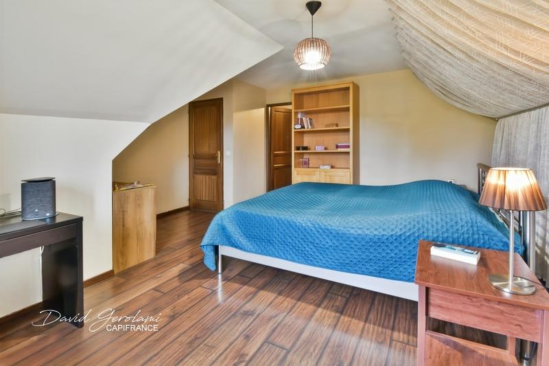 Maison - 150 m² - 5 pièces