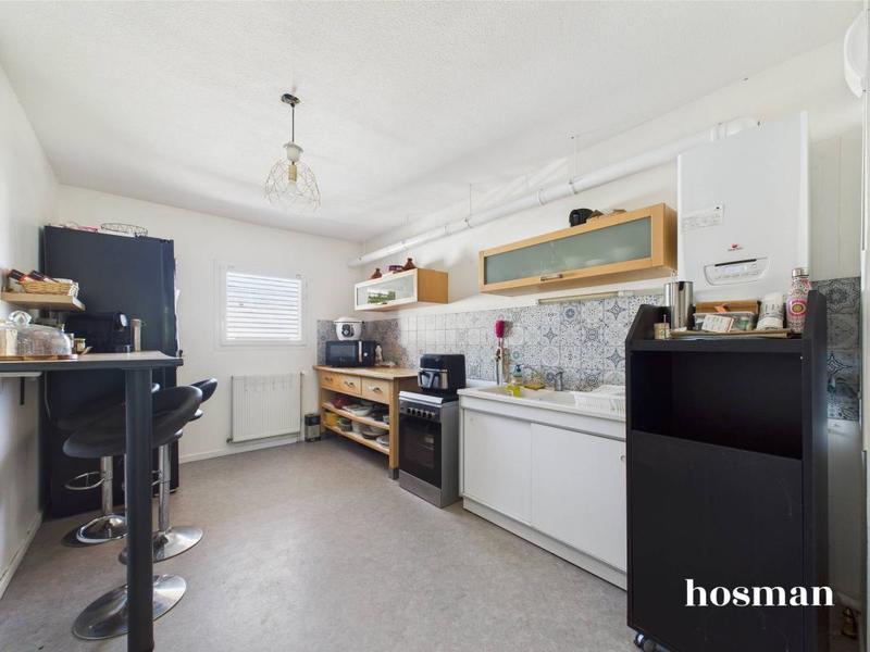 Appartement - 90 m² - 3 pièces