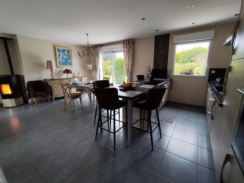 Maison - 100 m² - 5 pièces