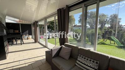 Maison - 100 m² - 4 pièces