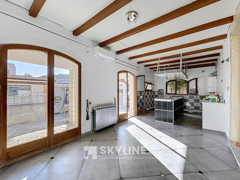 Maison - 113 m² - 5 pièces