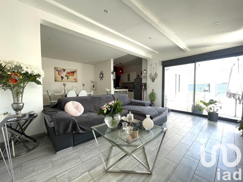 Maison - 92 m² - 5 pièces