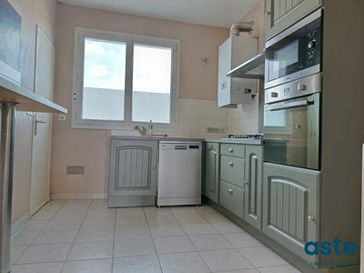 Appartement - 104 m² - 5 pièces