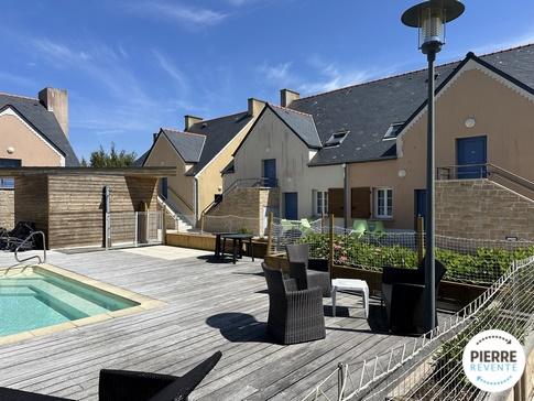 Studio - 30 m² - 1 pièce