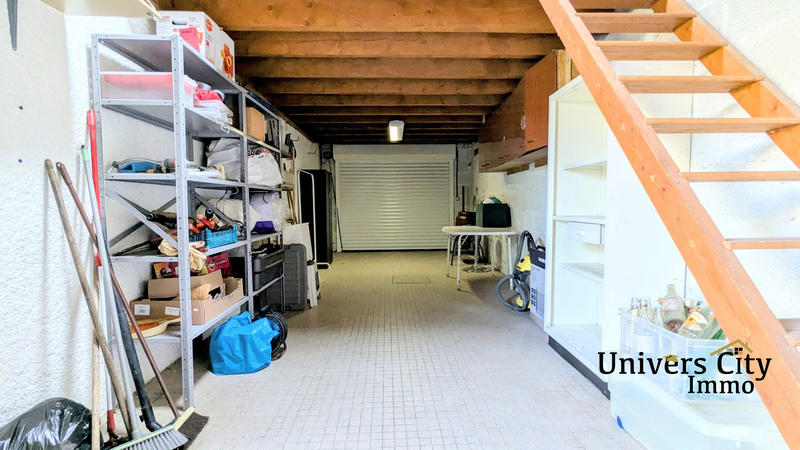 Maison - 93 m² - 4 pièces