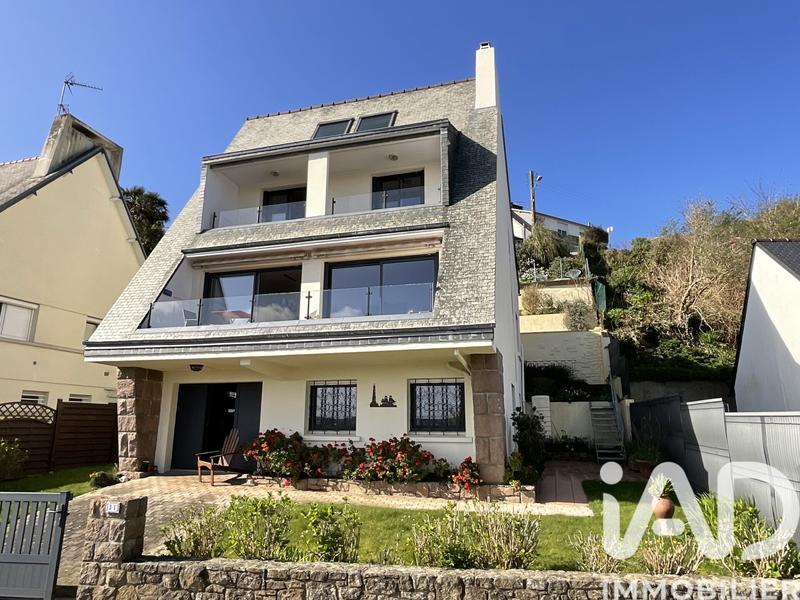 Maison - 155 m² - 8 pièces