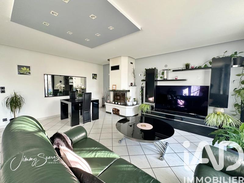 Maison - 120 m² - 6 pièces