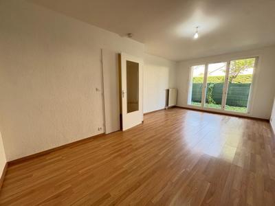 Studio - 38 m² - 1 pièce