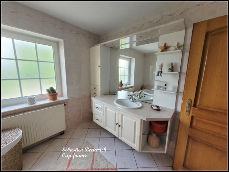 Maison - 166 m² - 6 pièces