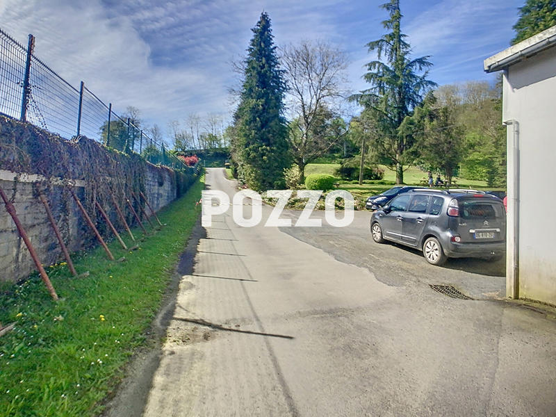 Local d'activité / Entrepôt - 1 300 m²