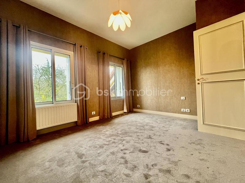 Château - 138 m² - 5 pièces