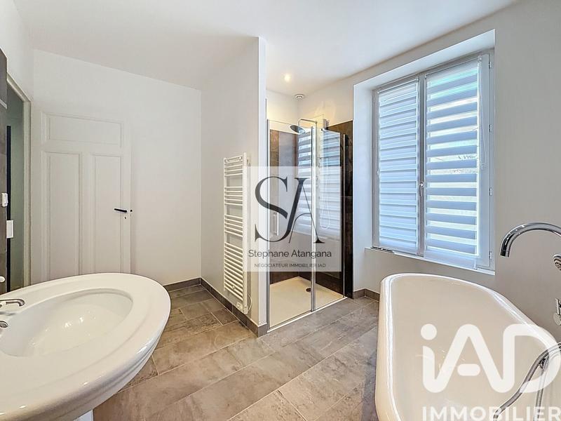 Maison - 135 m² - 5 pièces