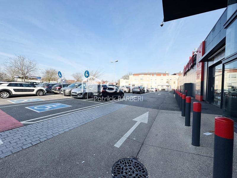 Local commercial - 51 m² - 1 pièce