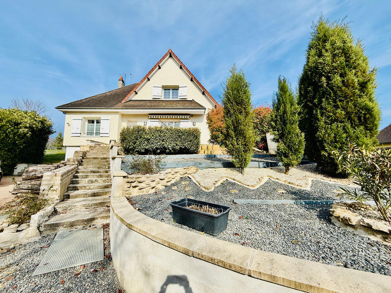 Maison - 150 m² - 6 pièces