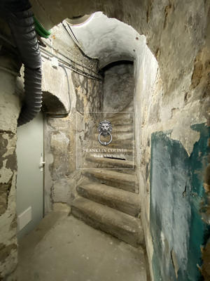 Parking / Garage - 10 m²