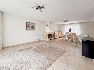 Maison - 123 m² - 7 pièces