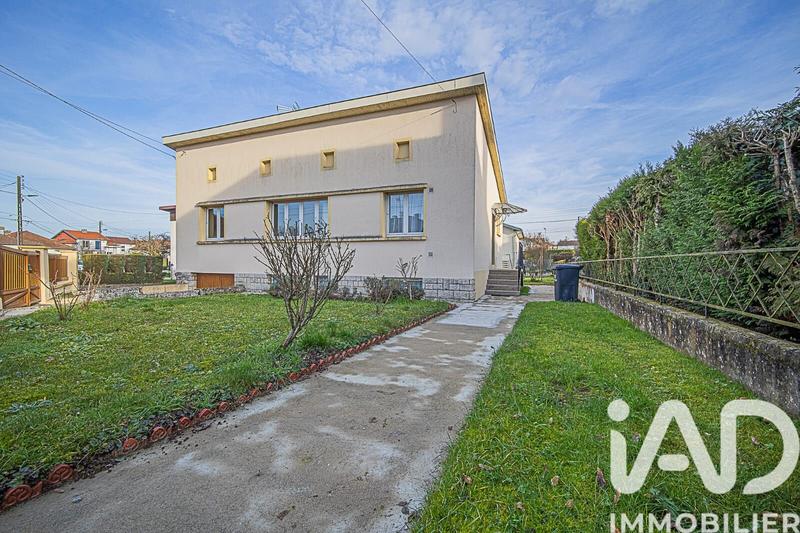 Maison - 82 m² - 5 pièces