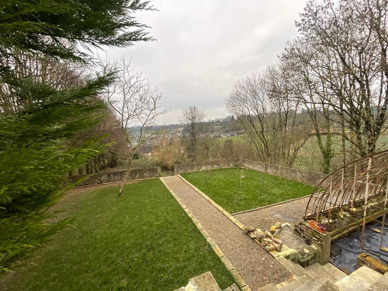 Propriété - 340 m² - 12 pièces