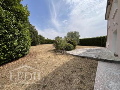 Maison de campagne - 211 m² - 5 pièces