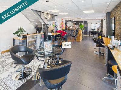 Local commercial - 179 m² - 5 pièces