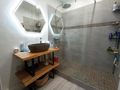 Appartement - 85 m² - 4 pièces