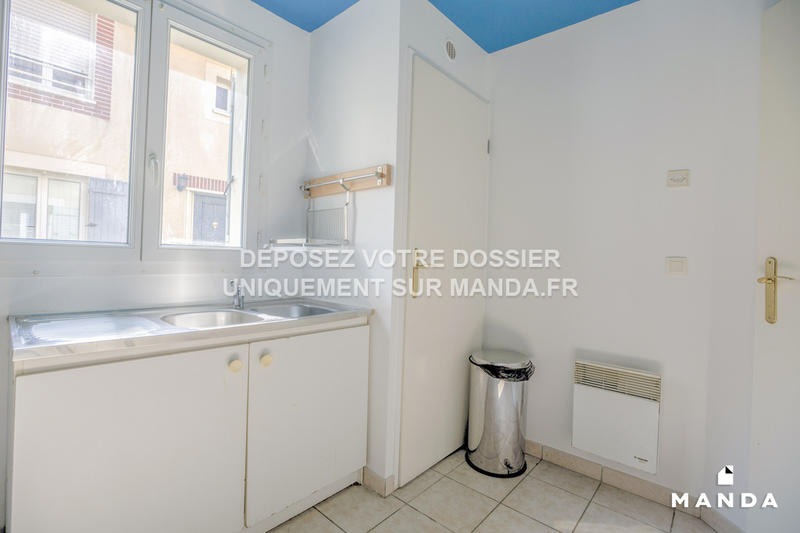 Chambre - 9 m² - 4 pièces