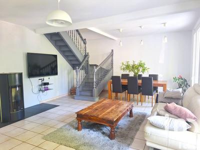 Maison - 135 m² - 5 pièces