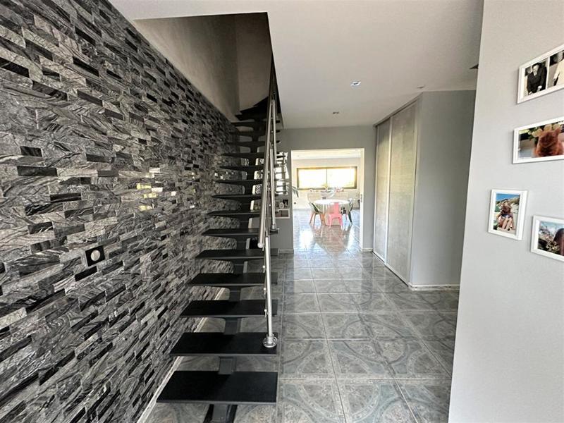 Villa - 410 m² - 7 pièces