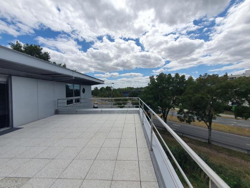 Bureau - 136 m²