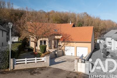 Maison de maîtres - 170 m² - 8 pièces