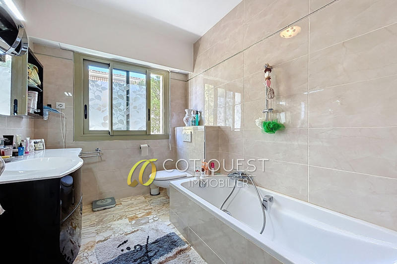 Appartement - 103 m² - 4 pièces