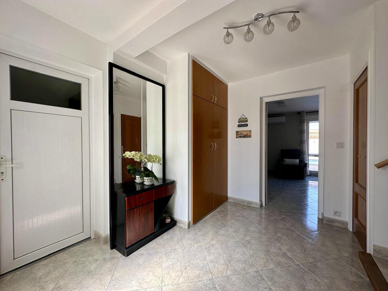 Villa - 96 m² - 4 pièces