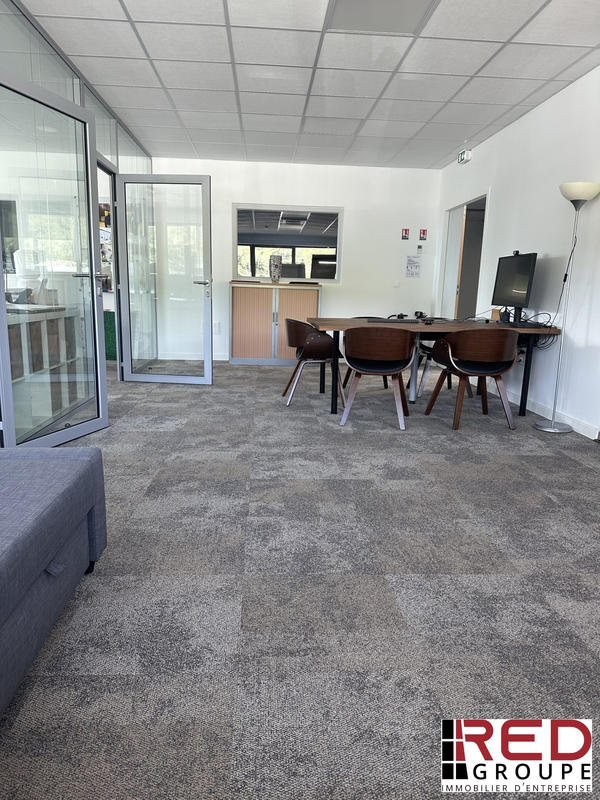 Local d'activités - 363 m²