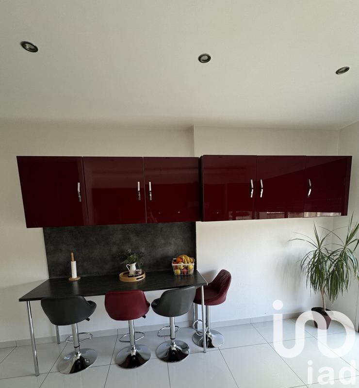 Maison - 212 m² - 8 pièces