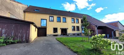 Maison - 284 m² - 9 pièces