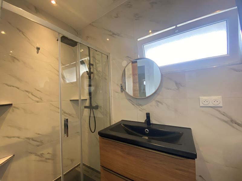 Immeuble - 147 m² - 7 pièces